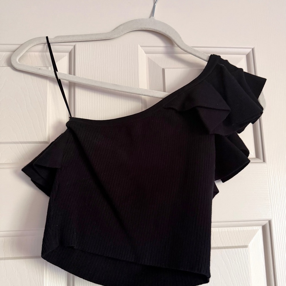 Express Black One-Shoulder Ruffle Crop Top - Picture 6 of 7